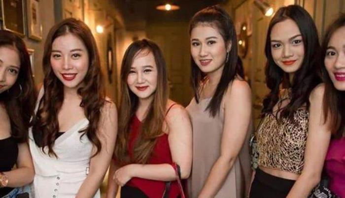 泰國(guó)刺激的愛情游戲，為何令歐美老頭如此著迷？從業(yè)者說出內(nèi)幕