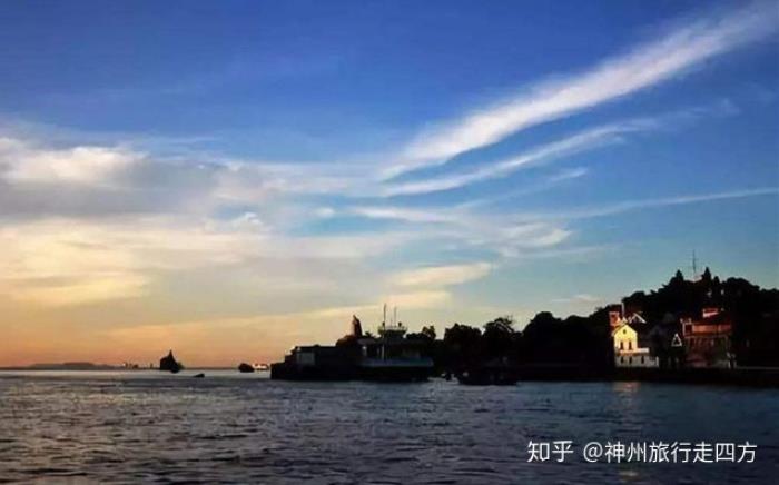廈門當地優秀私人導游一天多少錢和廈門旅游必玩的景點介紹