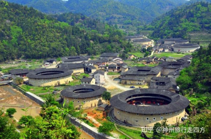 廈門當地優秀私人導游一天多少錢和廈門旅游必玩的景點介紹