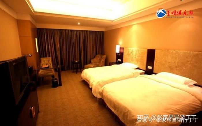 長沙伴游張家界大大小小的酒店、賓館分布及住宿處條件差異大
