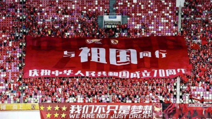 2017上海外圍伴游雇用(上海雇用高端伴游一天20萬)