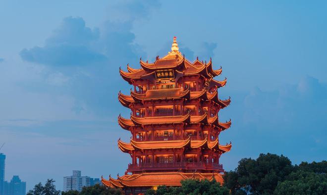 中國(guó)著名的四大名樓，迄今都已千年，而北方僅此一座！