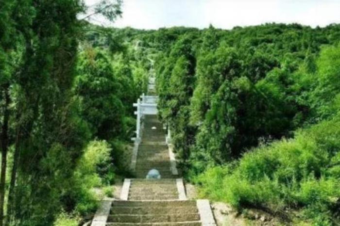 荊紫仙山景區(qū)好玩嗎
