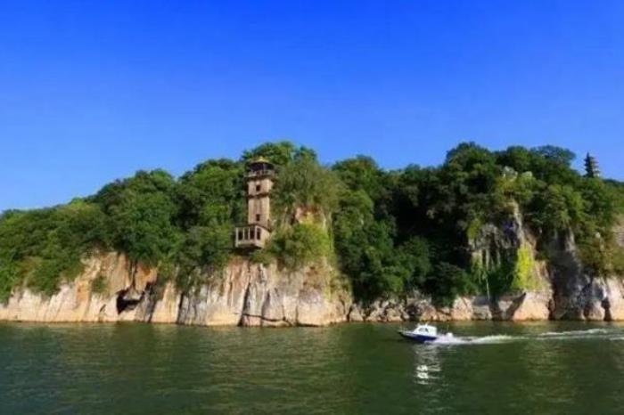 石鐘山景區在哪里?怎么去?