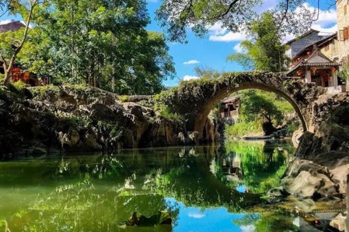 過(guò)年適合一個(gè)人去旅游的地方有哪些?這25個(gè)比較好的地方非常適合散心
