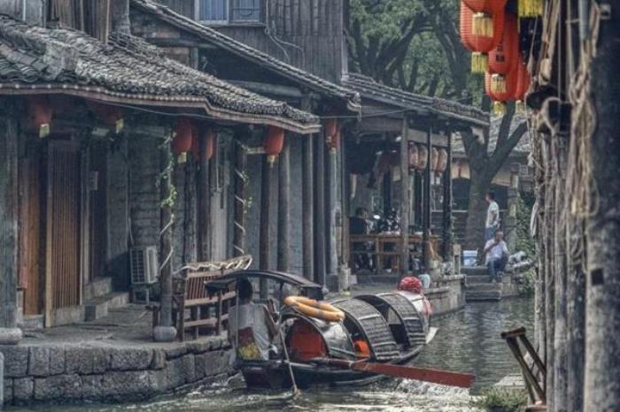 過(guò)年適合一個(gè)人去旅游的地方有哪些?這25個(gè)比較好的地方非常適合散心