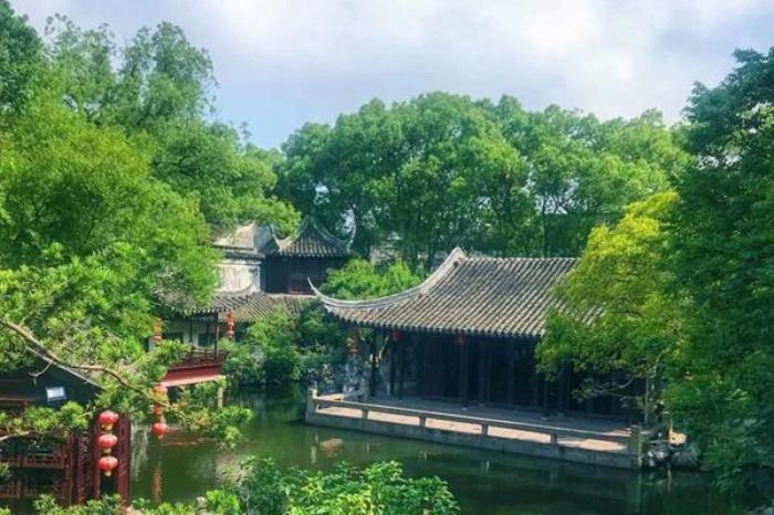 過(guò)年適合一個(gè)人去旅游的地方有哪些?這25個(gè)比較好的地方非常適合散心