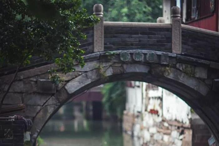 過(guò)年適合一個(gè)人去旅游的地方有哪些?這25個(gè)比較好的地方非常適合散心