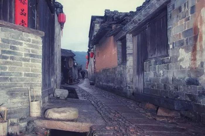 過(guò)年適合一個(gè)人去旅游的地方有哪些?這25個(gè)比較好的地方非常適合散心
