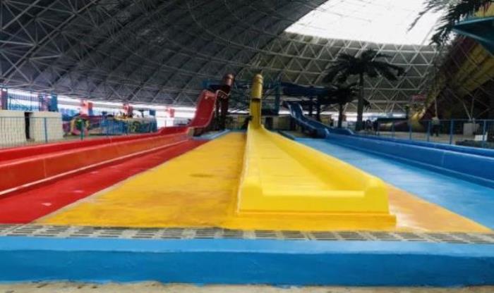 漾波溫泉水上樂園