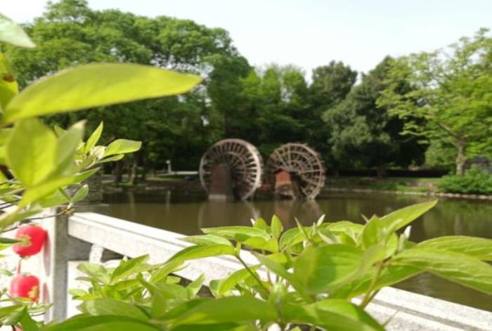 萬(wàn)佛湖風(fēng)景區(qū)