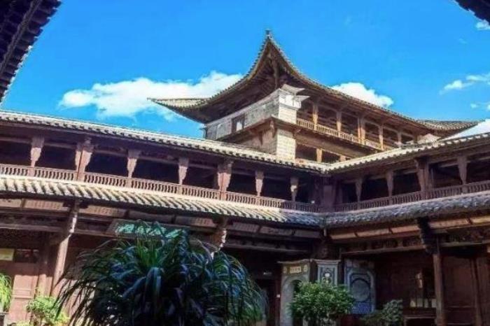 東蓮花村