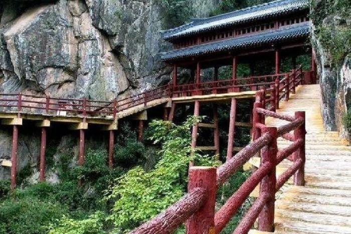 石門棧道風(fēng)景區(qū)