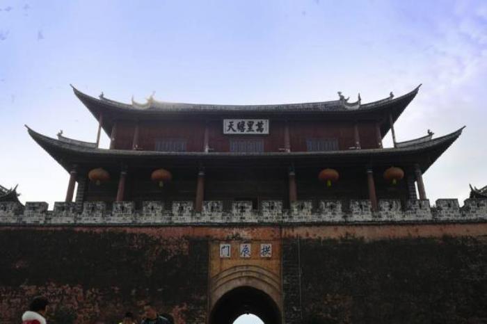 拱辰樓