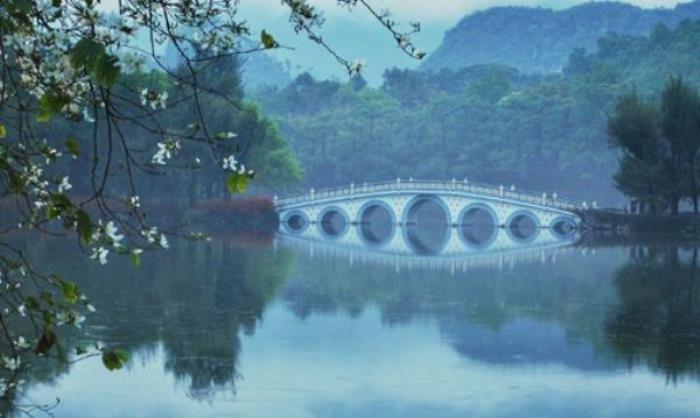星湖旅游景區