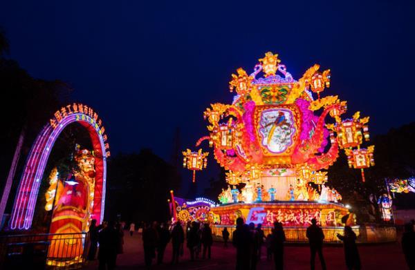 自貢彩燈公園