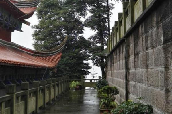 龍泉古寺