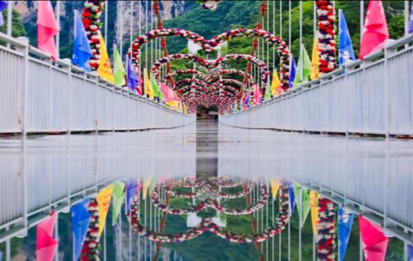 恩施地心谷景區