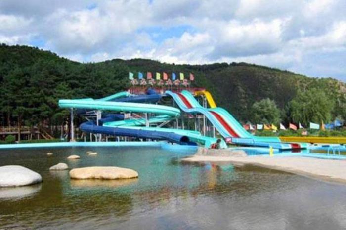 億龍水上風情園
