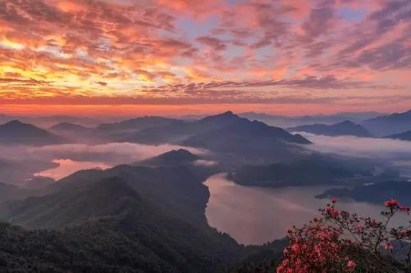 三角山旅游度假區勇者蹦極