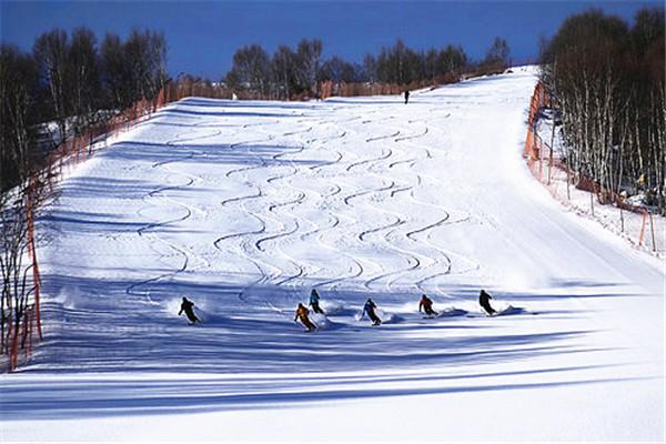 長城嶺滑雪場