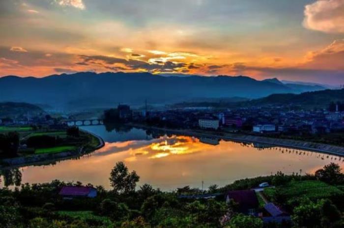 回龍灣風景區
