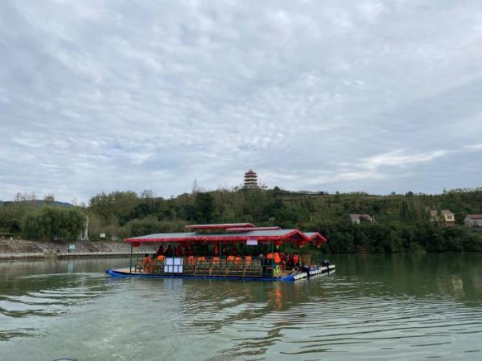 回龍灣風景區