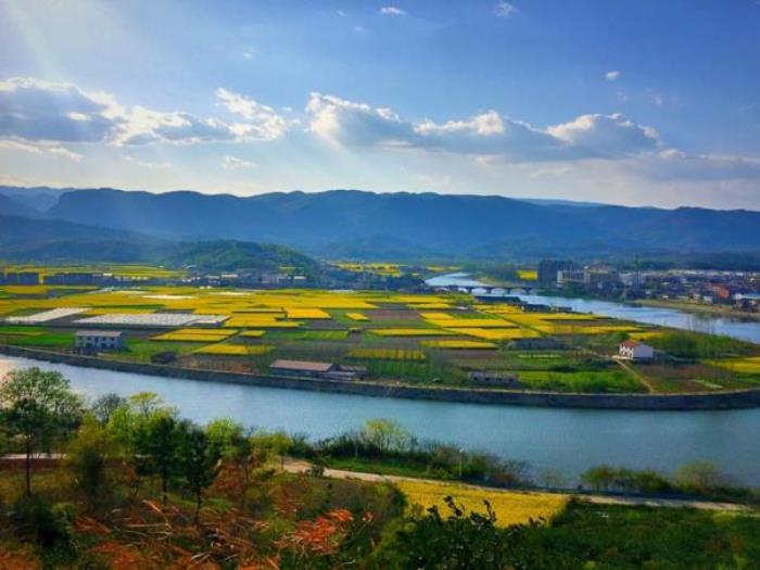 回龍灣風景區