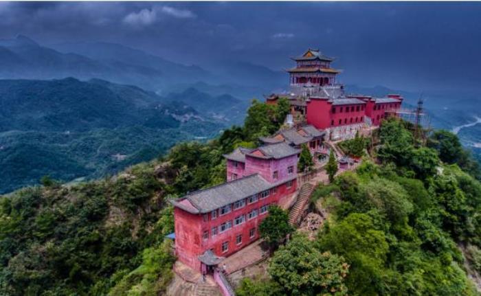 宜昌-遠(yuǎn)安鳴鳳山風(fēng)景區(qū)