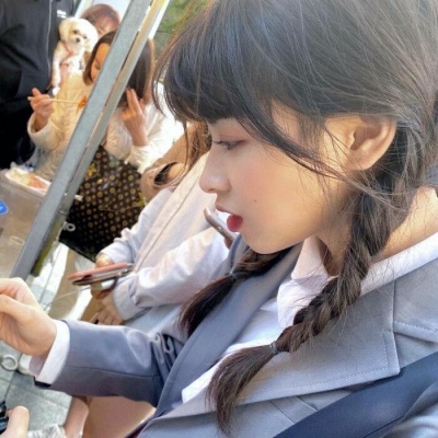 新民陪玩伴游鮮花店飛薛芬