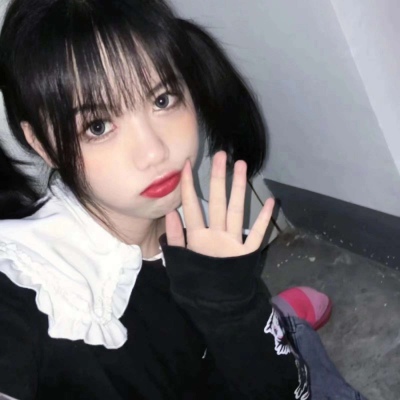 漳州向?qū)О橛纬藙?wù)空姐敏華念