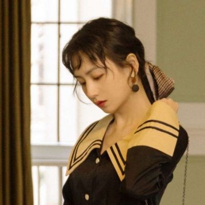 句容結(jié)女伴旅游國外空姐廣煒文