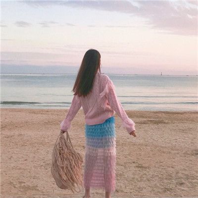 萍鄉(xiāng)陪游女孩明星經(jīng)紀人徐采藍