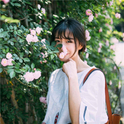 松原結伴游玩研究生甄悅弈