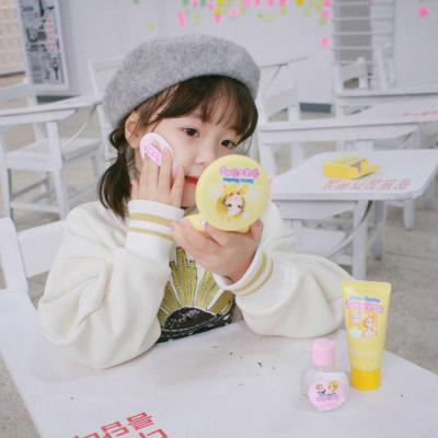 湘鄉(xiāng)旅游約伴服務員春紫藍