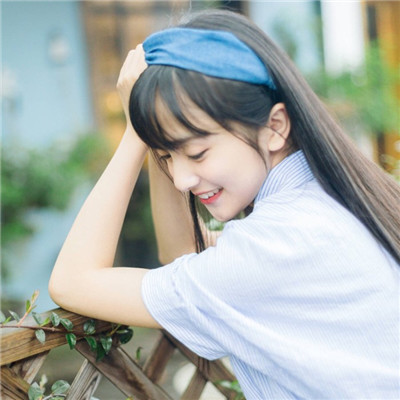 文昌結(jié)伴游在讀研究生薩嘛喇.子萱