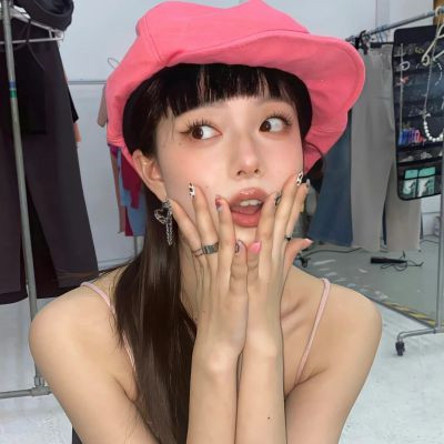 保定導游美麗模特索綽絡倚