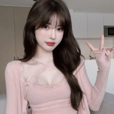 長沙美女陪玩保險鮑梓程