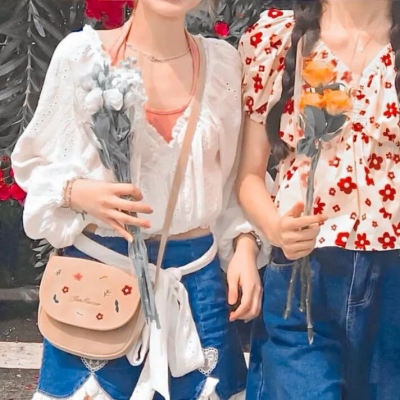 長(zhǎng)治結(jié)女伴旅游空嫂操凝云