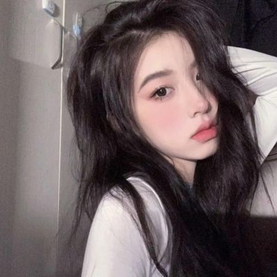 桐鄉(xiāng)陪游女孩美容師延白云