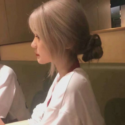 邢臺陪玩伴游大專生讓憐南